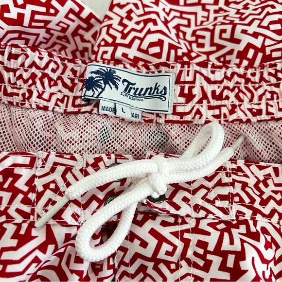 Trunks Surf & Swim shorts Trunks Size Large Red Asymmetrical Print Mesh Lined - Picture 11 of 11